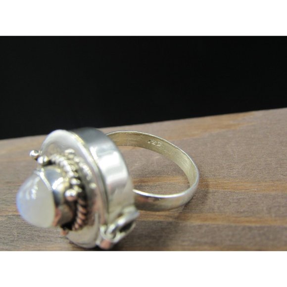Size 7.25 Sterling Silver Unique Moonstone Poison Band Ring - Picture 7 of 10